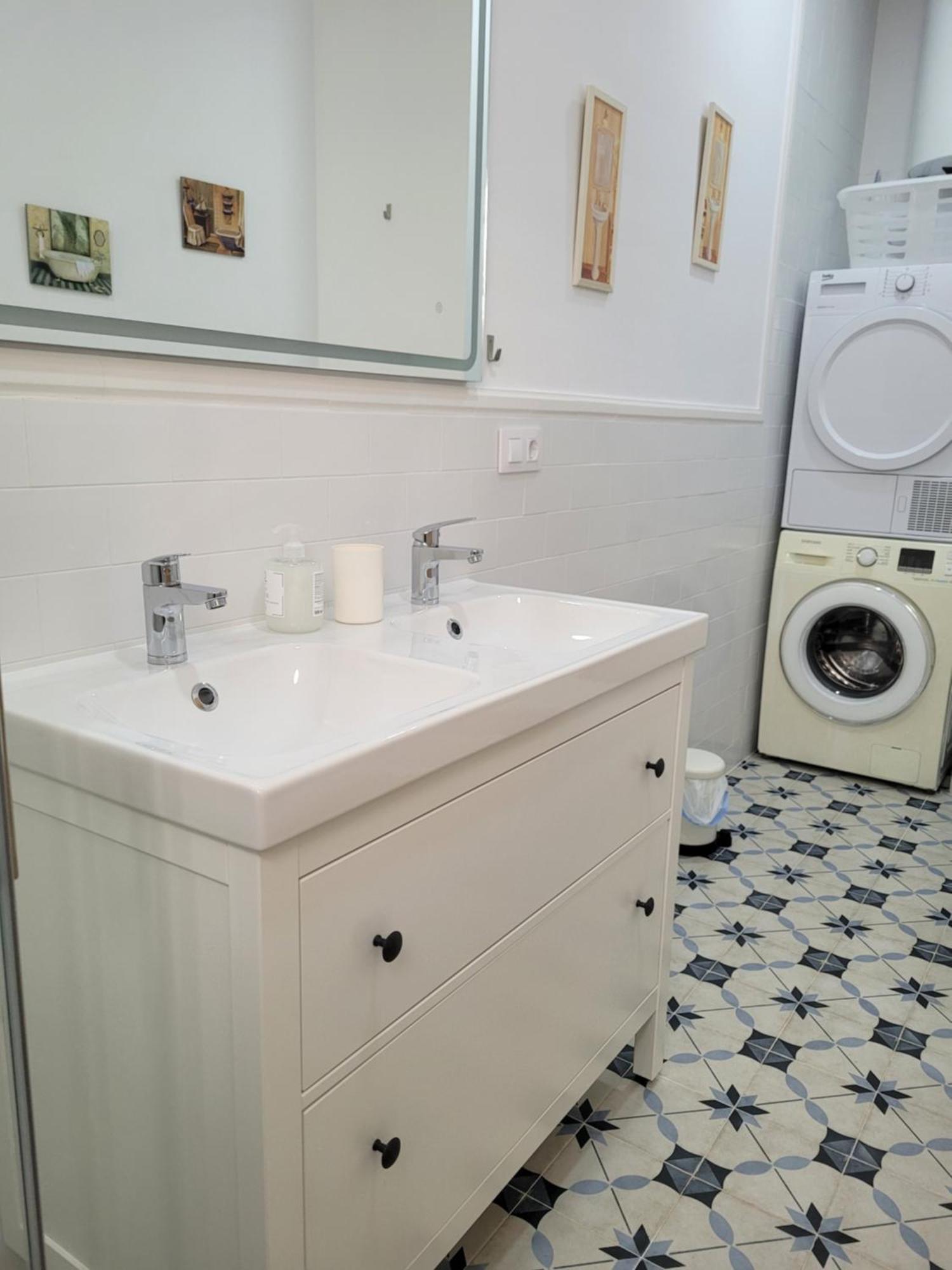 Apartamento Con Wifi, Patio Y Garaje Privado الكالا ذي غواذَيْرا المظهر الخارجي الصورة